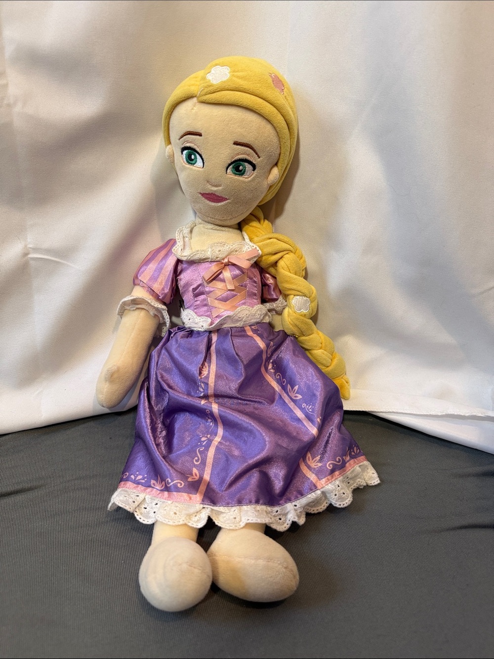 Disney - Tangled Rapunzel Plush